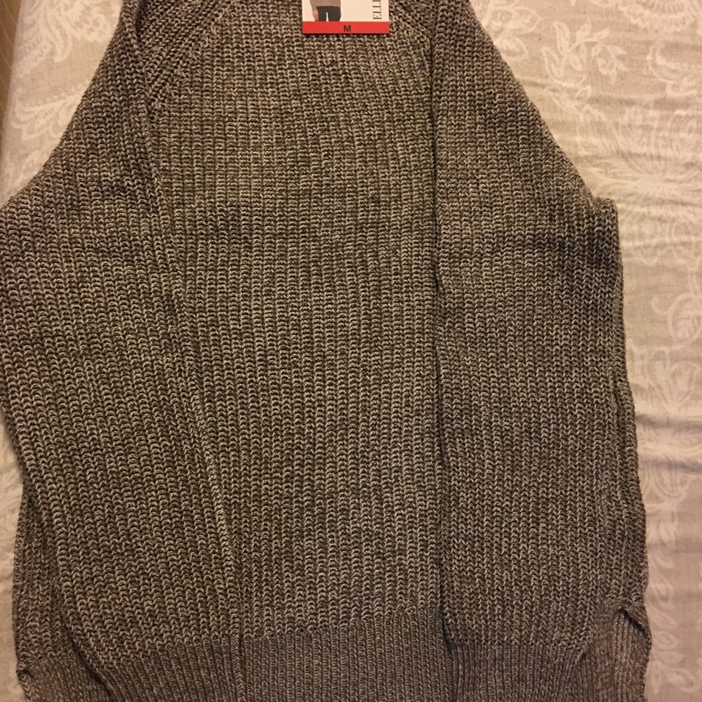 Brand New 
Ellen Tracy Ladies' Roll Neck Sweater - Picture 5 of 5